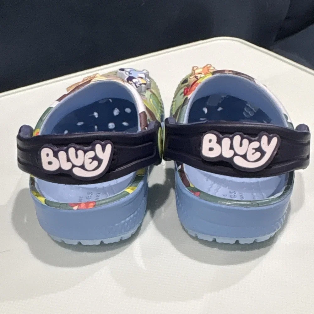 Crocs Bluey Cartoon Clog Kids Shoes Slip-On Low Top Blue US 4 Synthetic